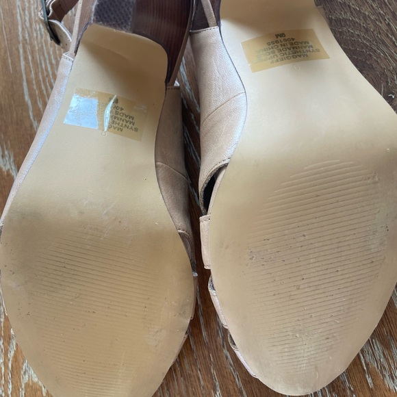 Nine West Taupe Maggieff Heels - Picture 6 of 9